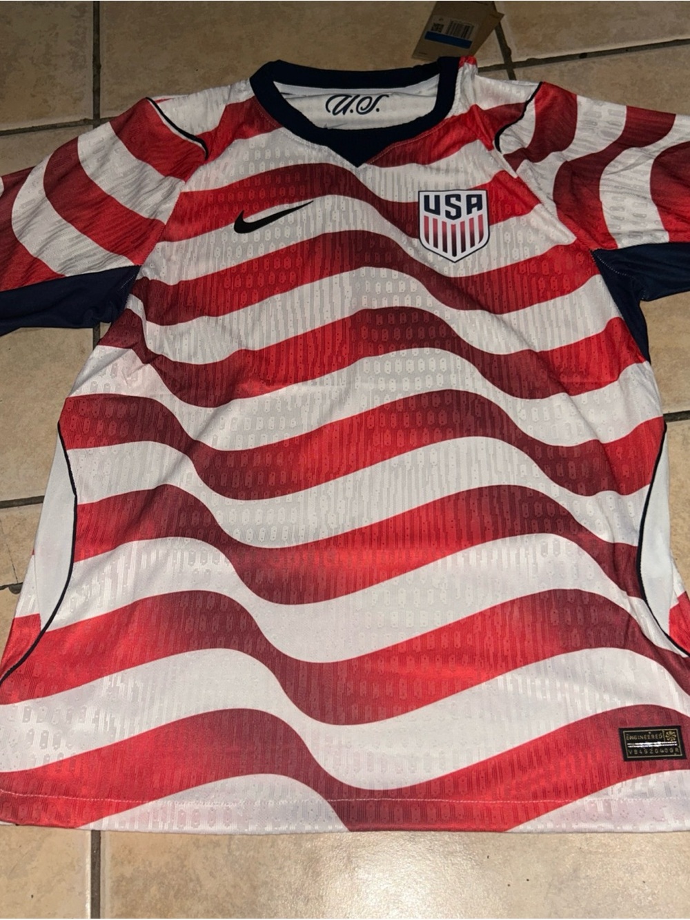Nike Men’s Red, White and Navy USA Wave Soccer Jersey